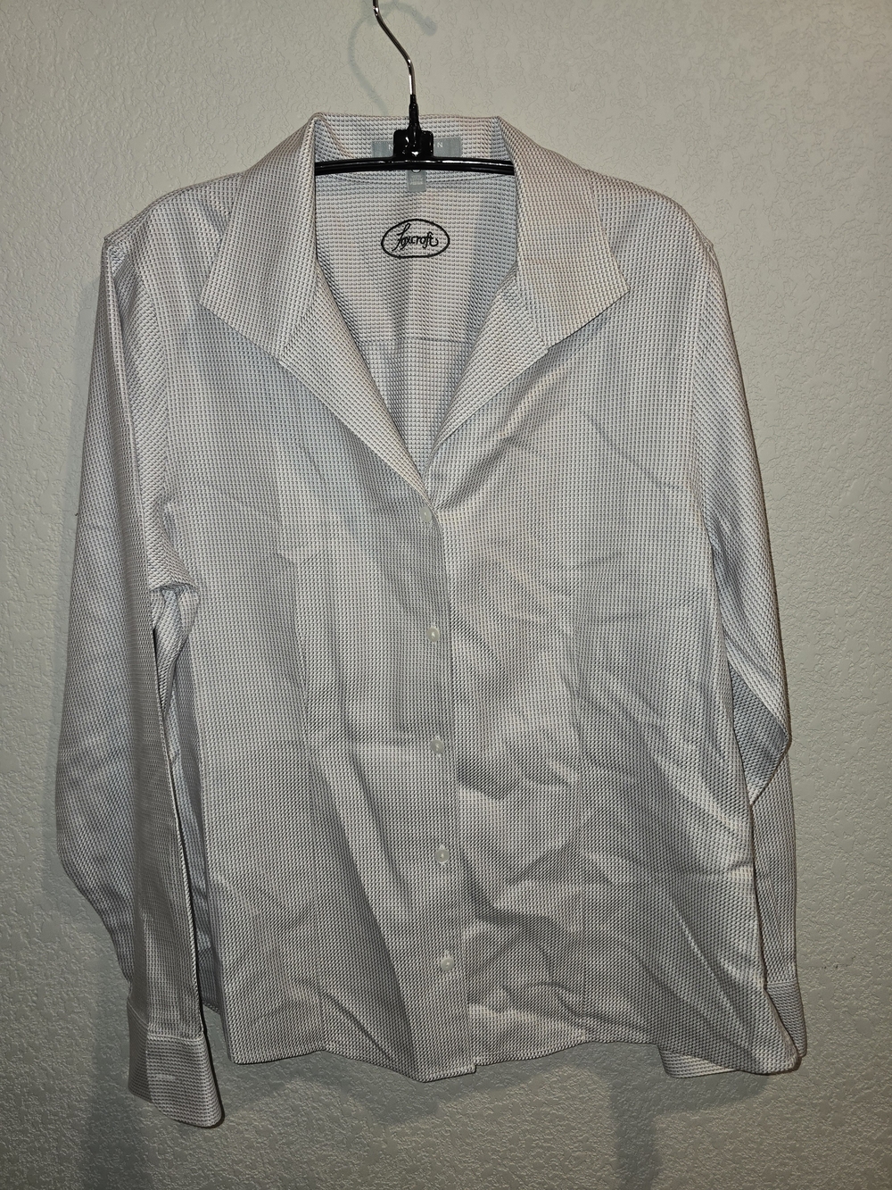 Foxcroft Women's Size 12 Non-Iron Fitted Grey Waffle Knit Long Sleeve Button-Dow